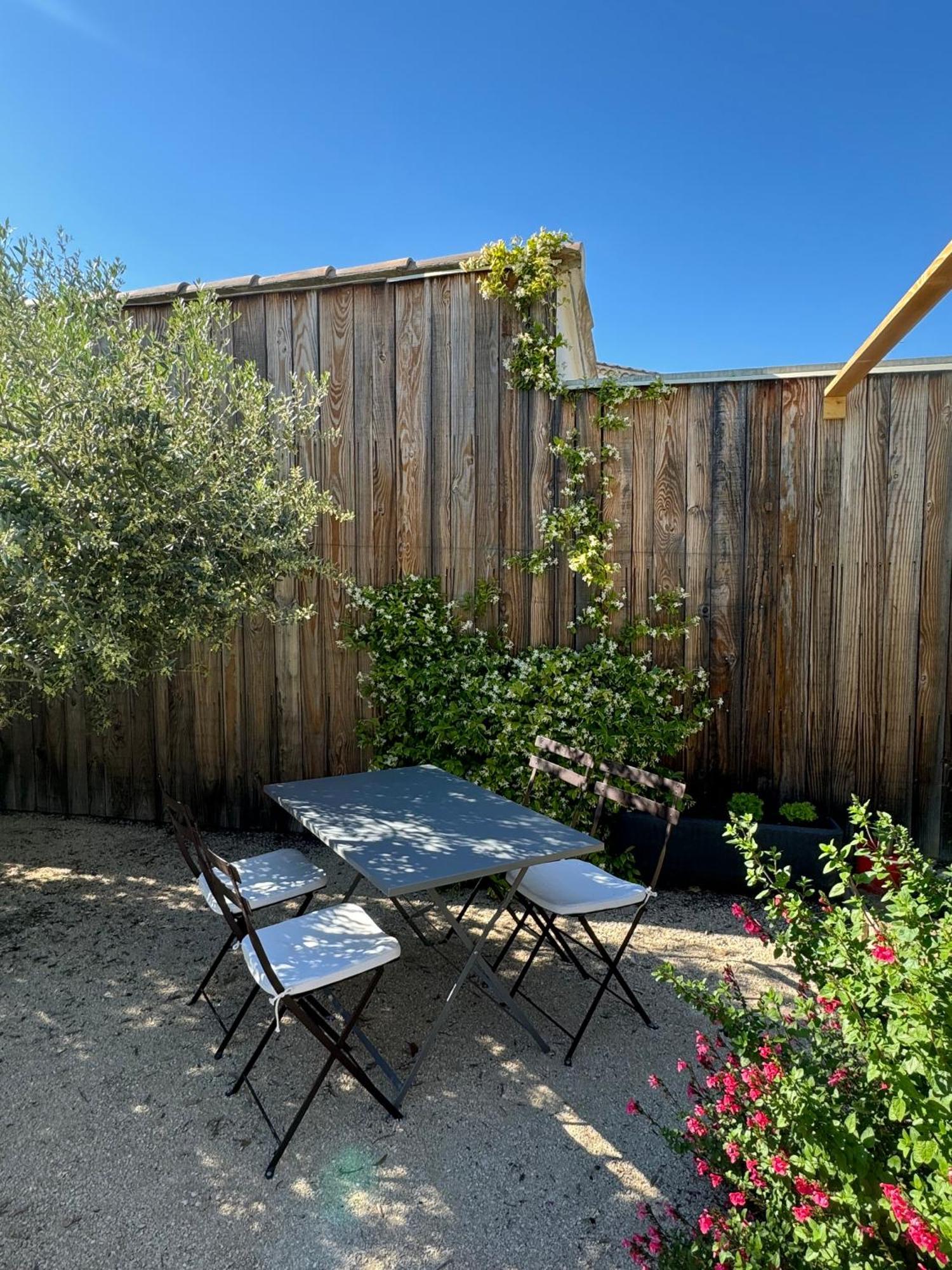 L'Atelier D'Andre Apartamento Beaumes-de-Venise Exterior foto
